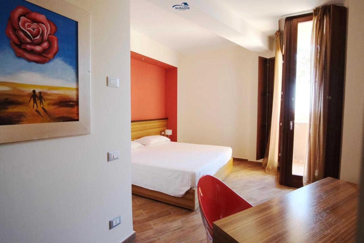 Nuraghe Apartments テウラーダ エクステリア 写真